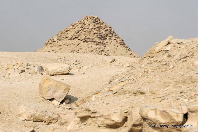 In den Ruinen der Grabanlage von König Djoser, Sakkara - Aegypten