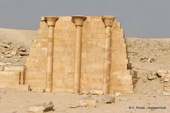 North House Säulen mit Papyrus, Djoser, Sakkara - Aegypten