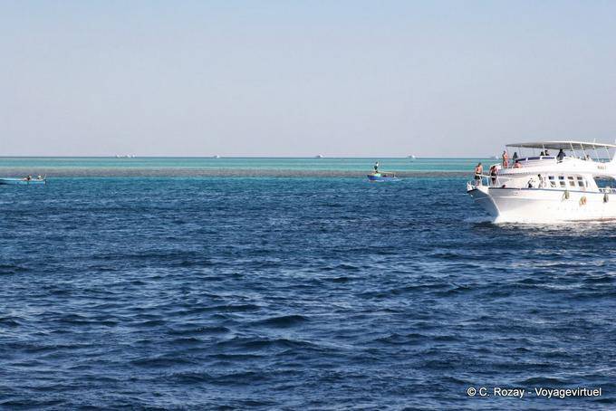 Bootshafen und Rotes Meer, Hurghada - Aegypten