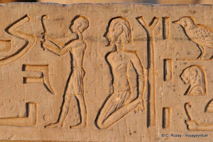 Die beigefügte Gefangenen Befreiung von den Tempel von Kom Ombo - Aegypten