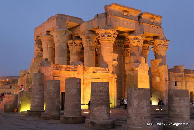 Nachtbeleuchtung des Tempels von Kom Ombo - Aegypten