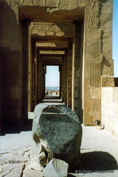 Das Allerheiligste, der Tempel von Kom Ombo - Aegypten