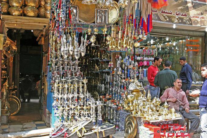 Shisha-Shop in der Touristenbasar in Kairo - Aegypten