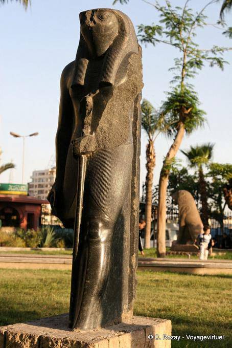 Bronze Horus Garden Museum, Kairo - Aegypten