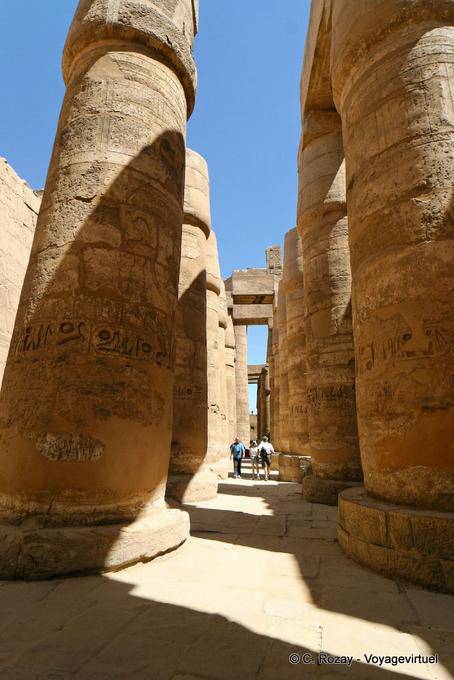 Fässer Papyrussäulen, City of Amun-Re, Karnak-Tempel - Aegypten