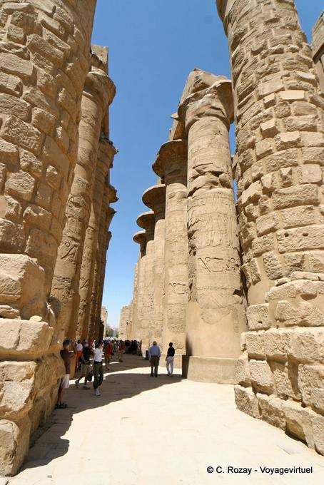 Eintritt in die große Säulenhalle, Tempel von Amun, Karnak - Aegypten