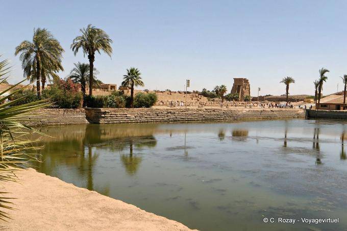 Die heiligen See des Tempels von Karnak - Aegypten