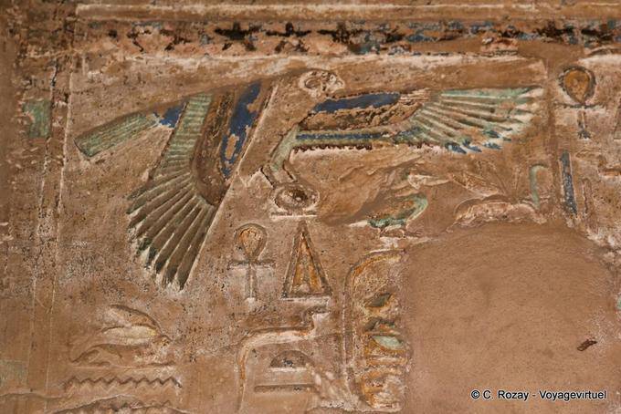 Horus Bravour in den Nachthimmel, Akh-Menü, Karnak-Tempel - Aegypten