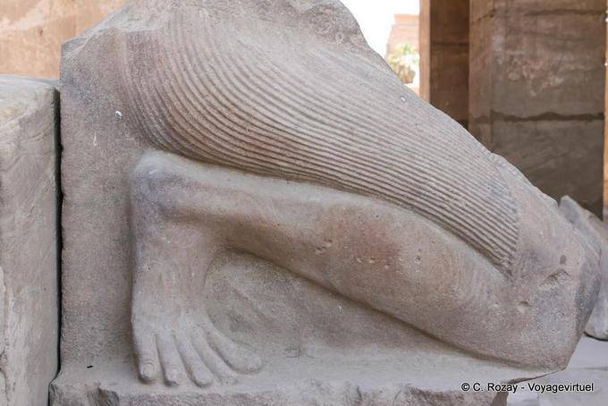 Finesse eines Kegel Skulptur, Neunheit, Karnak-Tempel - Aegypten