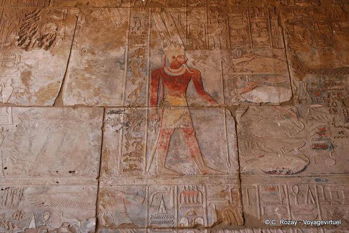 Kapelle der Hatschepsut, Farbrelief, Tempel von Karnak - Aegypten
