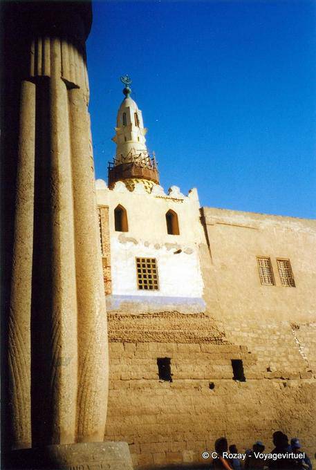 Moschee Abu el-Haggag in der Luxor-Tempel gebaut - Aegypten