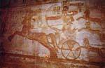 Ramses II auf seinem Streitwagen schießen Pfeile, Basrelief, Schlacht Kadesch, Abu Simbel, Ägypten.