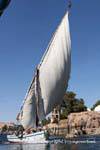 Felucca Segel Trapez wogenden, Assuan, Ägypten.