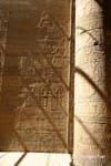 Schatten auf den Säulen, Tempel von Philae, Ägypten.