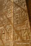 Reliefs und bietet zu den Göttern, Philae, Ägypten.