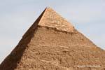 Der Kalkstein mit Blick auf die Spitze der Pyramide des Chephren, Ägypten.