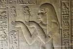 Finesse eines Reliefs, Tempel von Horus, Edfu, Ägypten.