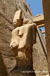 Doppelstatue von Amun, um Züge Tutanchamun, Karnak-Tempel, Ägypten.