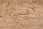 Pharao Fresko seinen Wagen, Karnak-Tempel, Ägypten.