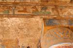Dekoration auf der Spitze der Säule und Fenstersturz, Farben Zeit Akh-Menou, Karnak, Ägypten.