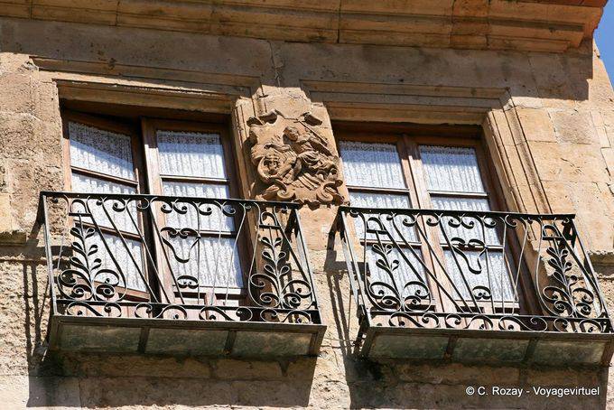 Windows und Wappen, Salamanca - Spanien