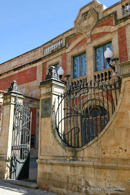 Tore der Casa Lis, Calle Gibraltar, Salamanca - Spanien
