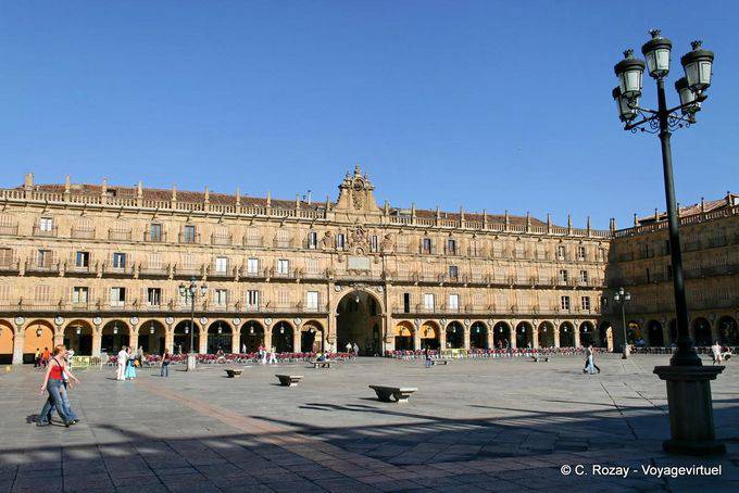 Salamanca, Panorama-Blick auf die Fassade, die Plaza Mayor - Spanien