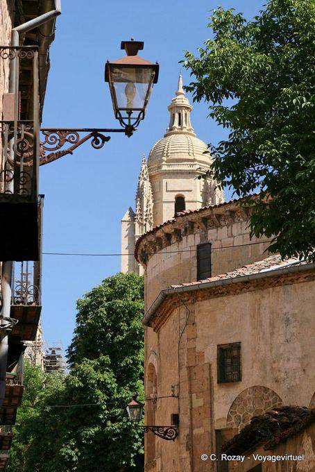 Blick von der Calle Daoiz, Segovia - Spanien