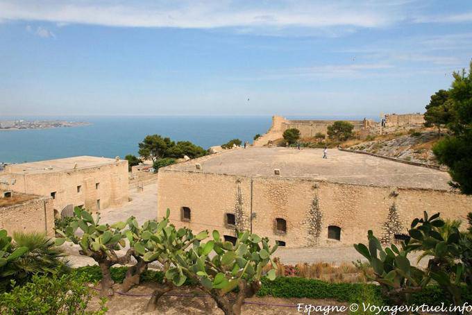 Nebenräume, Monte Benacantil, Castillo Santa Barbara, Alicante - Spanien
