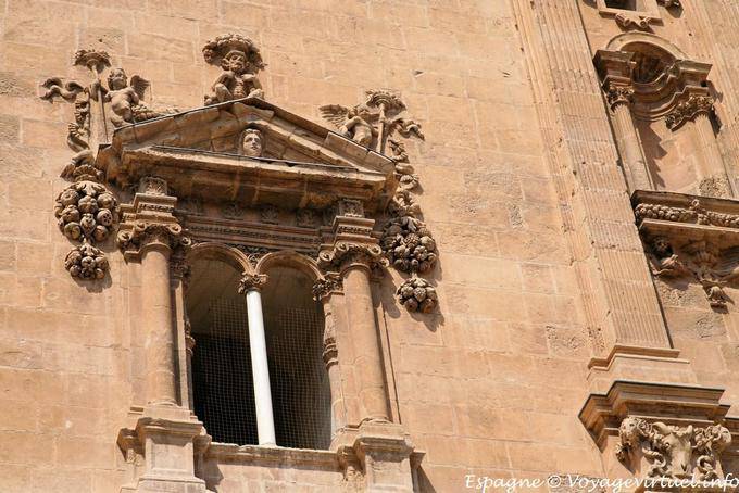 Murcia, Detail einer Kathedrale Fenster - Spanien