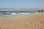 Costa Calida, Strand mit Sonnenschirmen, Spanien.