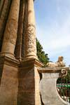 Die Kathedrale von Valencia, Detail der Säulen des Tores von Palau, Spanien.