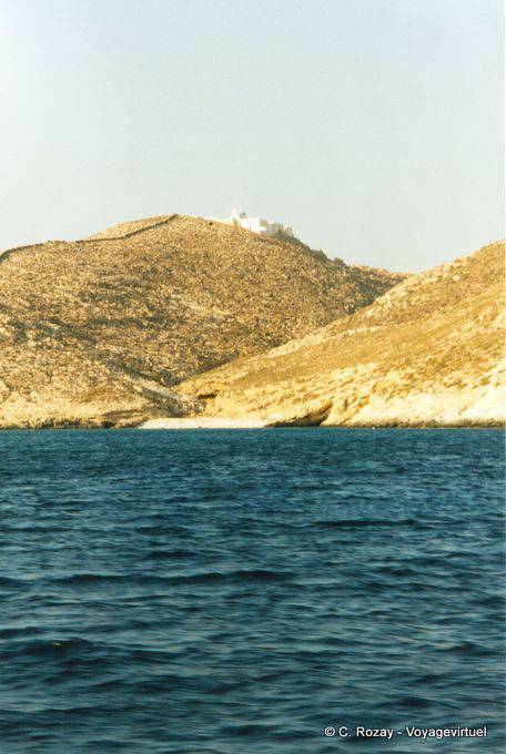 Berg geschält Cycladic türkisfarbenen Meer, Anafi - Griechenland