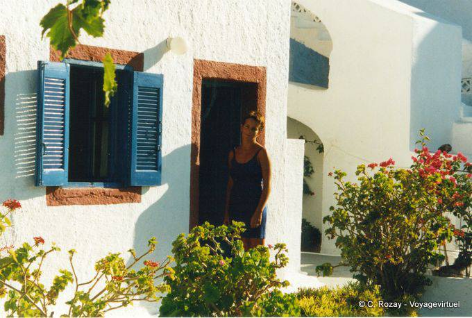 An der Tür unseres Zimmers, Oia, Santorin - Griechenland