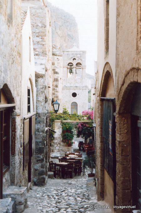Gehen die Straßen von Monemvasia - Griechenland