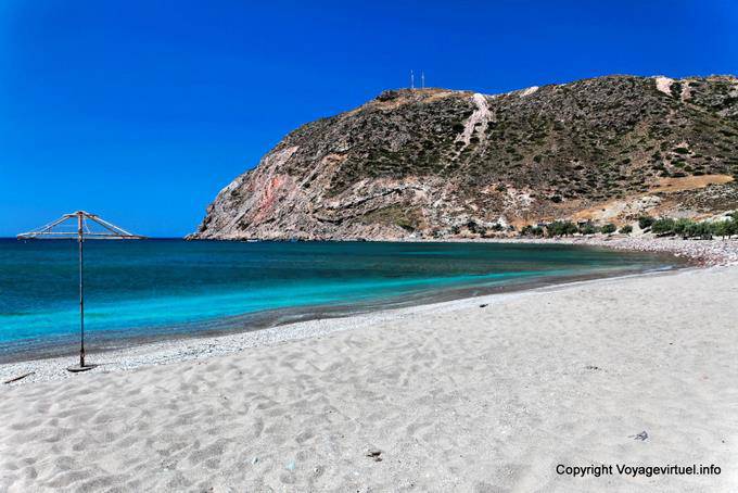 Weißer Sandstrand, Agia Kiriaki, Milos - Griechenland