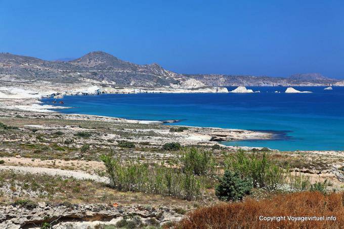 Panorama in Richtung Sarakikiko seit Mytakas Milos - Griechenland