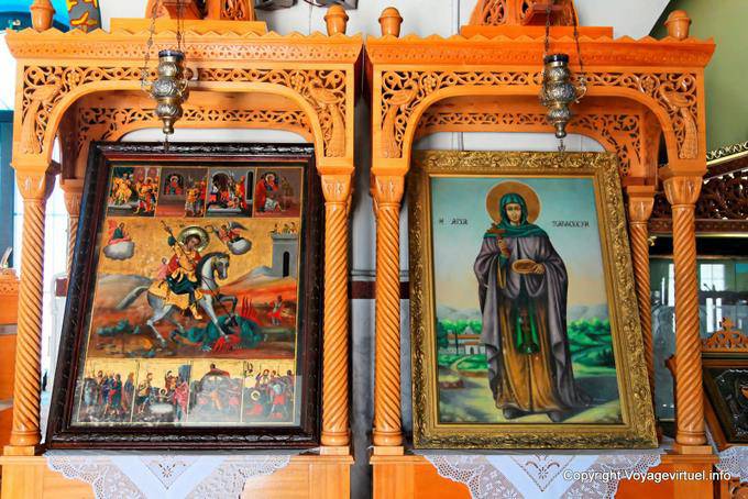 Milos, Triovassalos, Agios Georgios Symbole - Griechenland