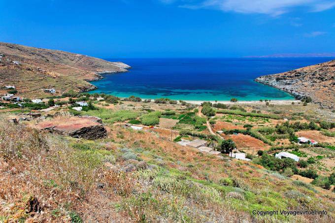 Serifos, die Bucht und den Strand Sikamia - Griechenland
