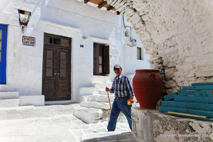 Sifnos, Kastro, vor dem Kaffee Remezzo - Griechenland
