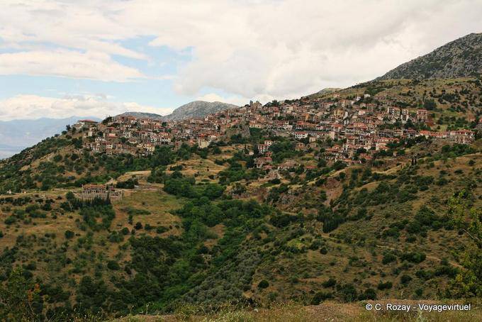 Arachova Stadt am Fuße des Parnass - Griechenland