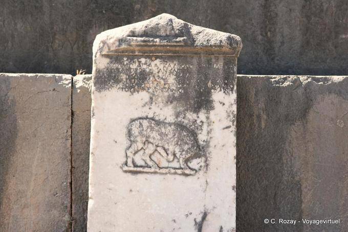 Der Stier, Delphi - Griechenland