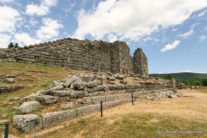 Akropolis Mauern von Dodona - Griechenland