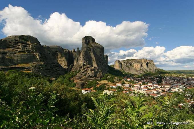 Kalambaka, Blick auf die Stadt - Griechenland