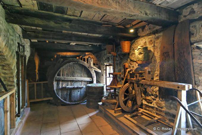 Antiker Fass, Große Meteor-Kloster, Meteora - Griechenland