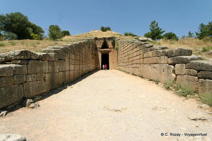 Dromos Schatzhaus des Atreus, Kuppelgrab, Mykene - Griechenland