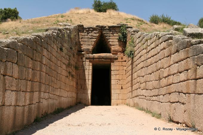 Tür-und Dreieck aus dem Grab genannt Schatzhaus des Atreus, Mykene freitragend - Griechenland