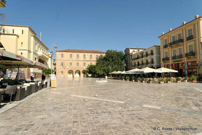 Platz der Verfassung oder Platanen, Nafplion - Griechenland