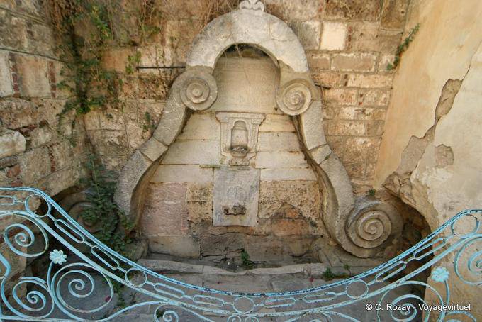 Nafplion, antiken Brunnen - Griechenland