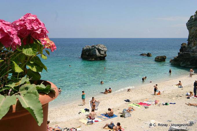 Aegean sehen die paralia Mylopotamos - Griechenland
